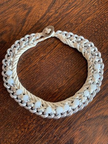 Collier ras de cou