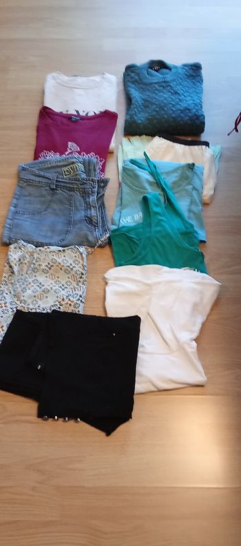 Lot de 10 articles femme L