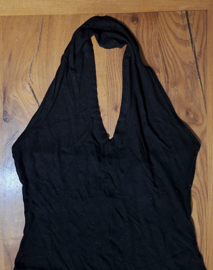 Top dos nu taille S , très bon état. - photo numéro 2