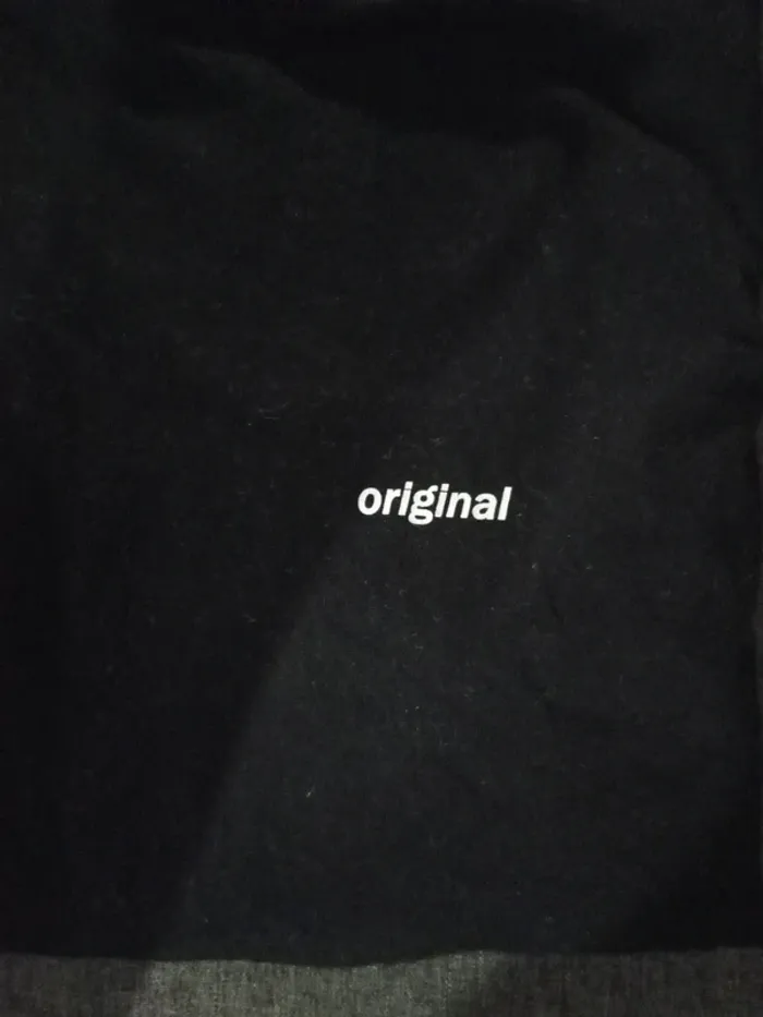 T-shirt noir - photo numéro 3