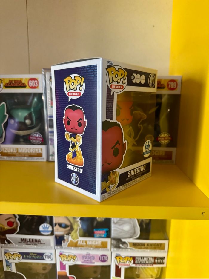 Funko Pop! Heroes 470 - Warner Bros 100 - Sinestro - Funko Exclusive - photo numéro 5