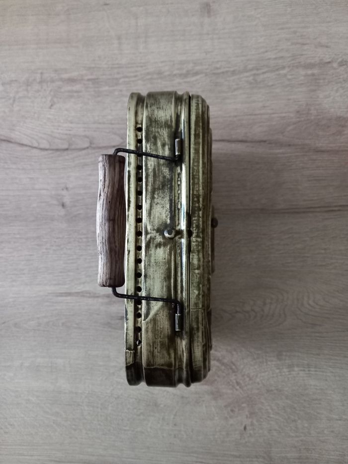 Chaufrette ancienne en laiton. - photo numéro 3