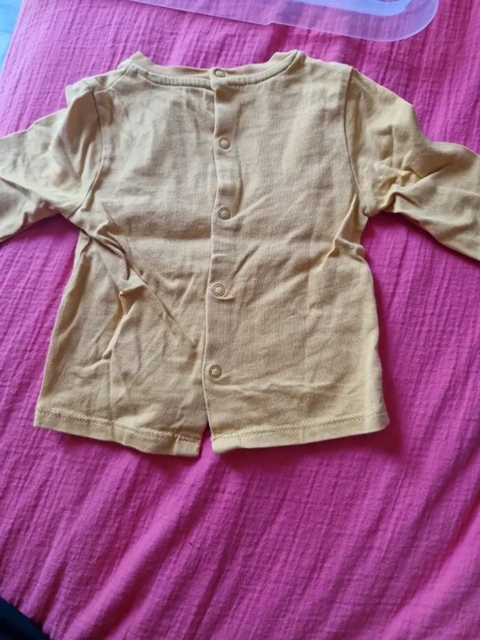 Tee-shirt - photo numéro 2