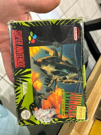 Jungle Strike : The sequel to Desert Strike - Super Nintendo