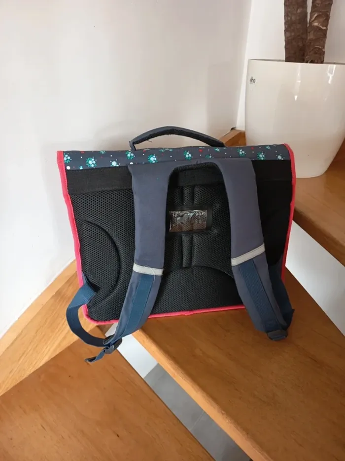 Cartable fille caméléon , 3 compartiments , fleurie - photo numéro 2