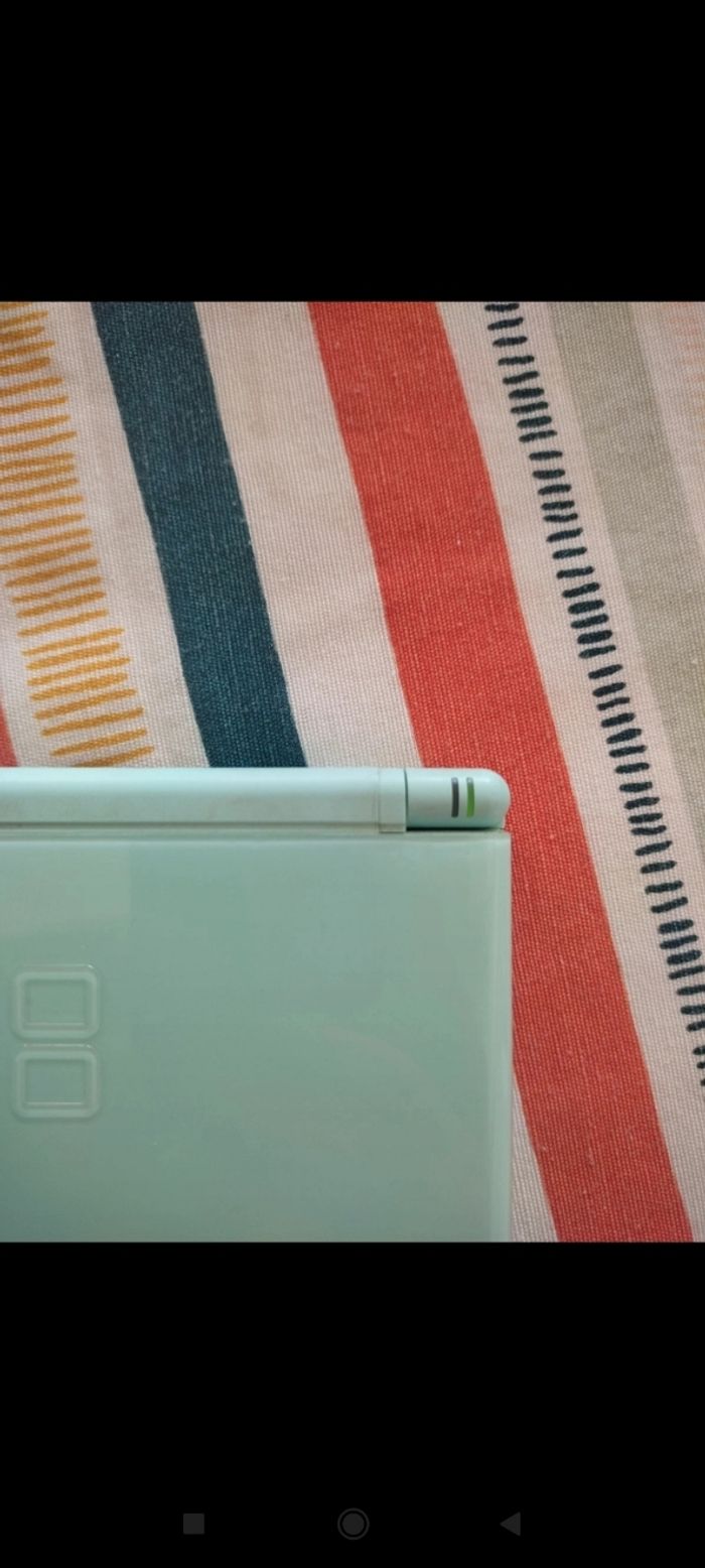 Nintendo ds lite - photo numéro 3