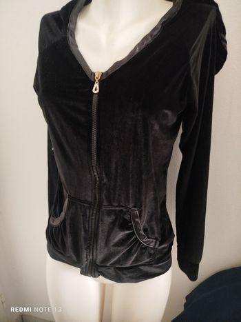 #kytie40femme. Veste a capuche taille 40