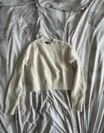 pull court blanc crème