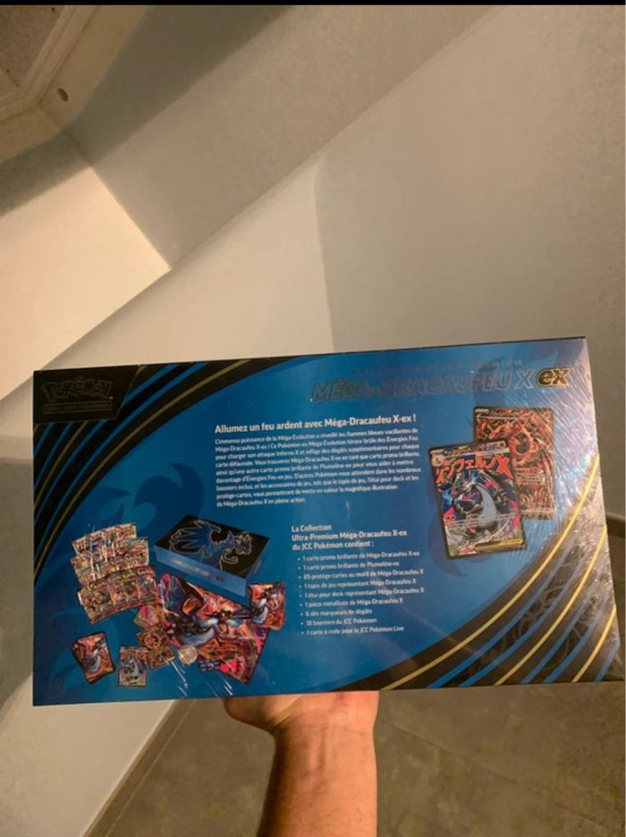 Ultra premium collection mega dracaufeu x