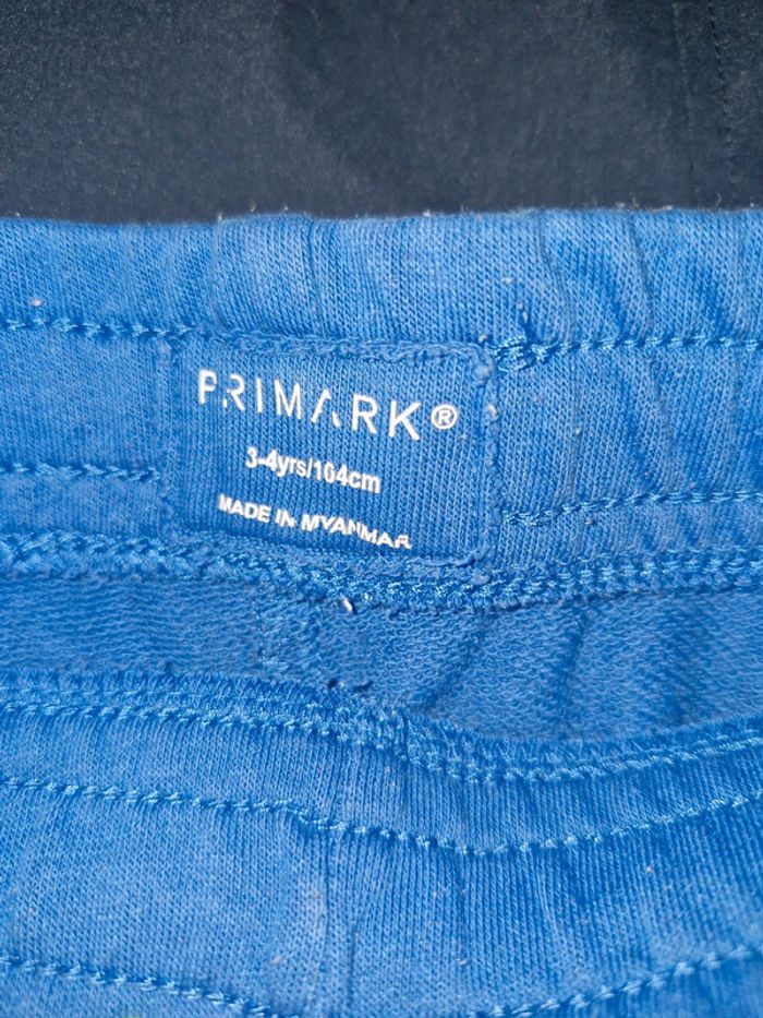 Lot 3 shorts 3-4ans - photo numéro 3