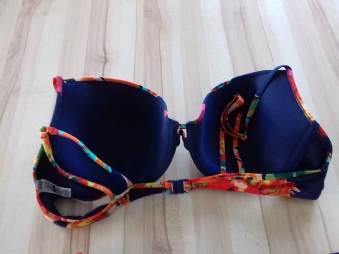 Maillot de bain 2 pièces état neuf 48 bonnet D - photo numéro 3