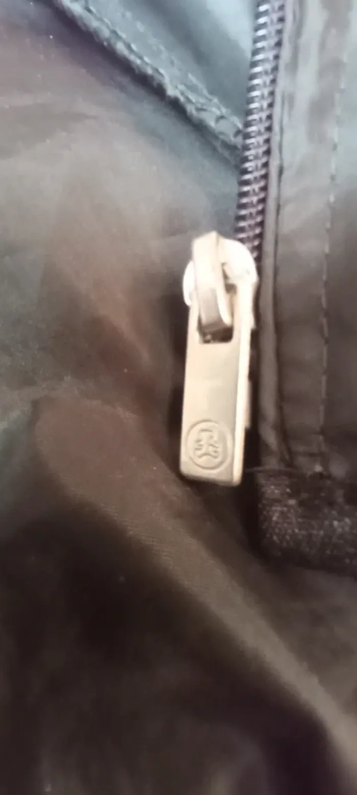 Veste coupe vent noire 6 ans - photo numéro 5