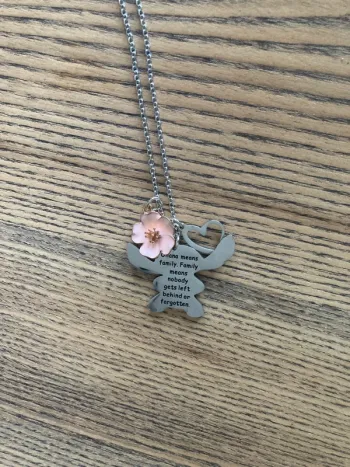 Collier Lilo & Stitch