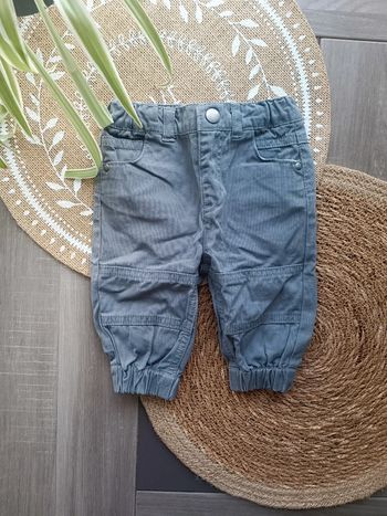 🐼 Jogger gris taille 6mois