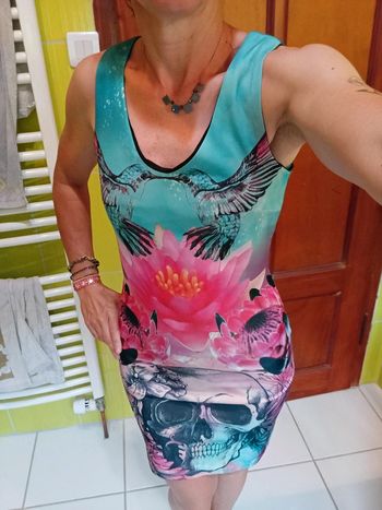 Robe femme colorée motif tête de mort