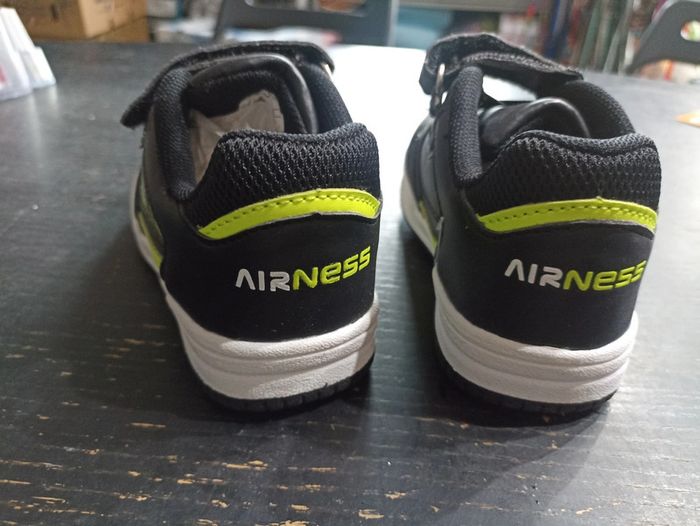 Basket airness taille 26 - photo numéro 2