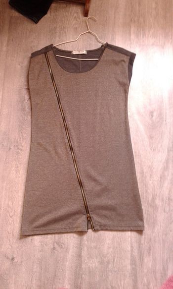 Robe zippee brillante