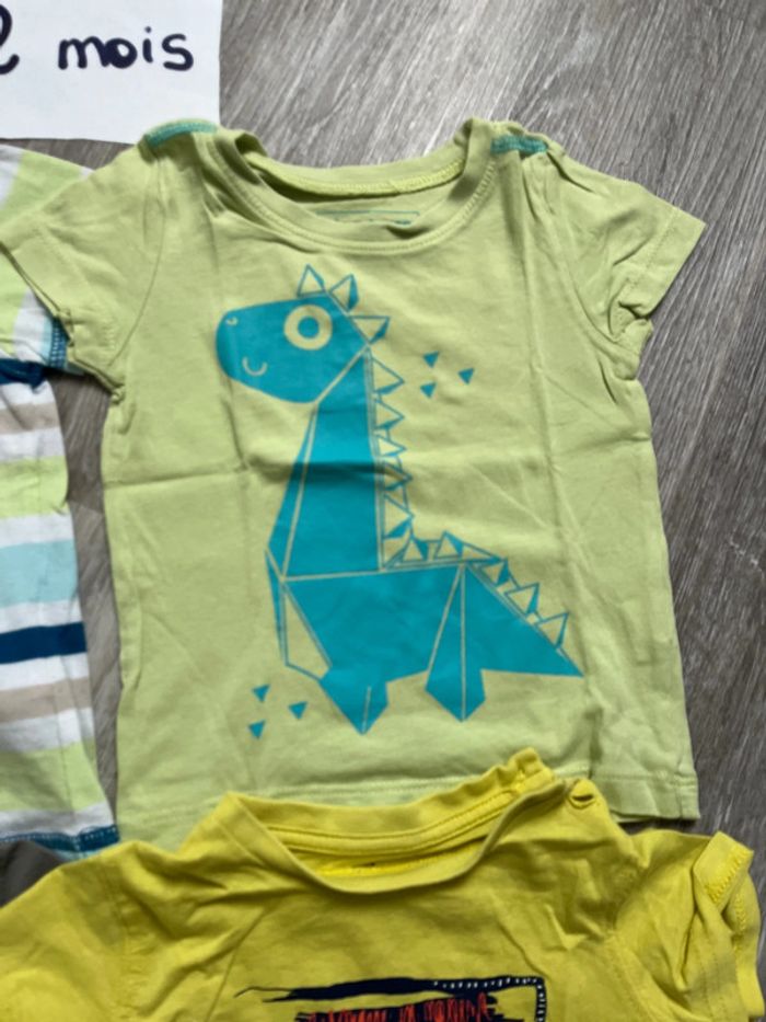 Lot 4 tee-shirts 12 mois - photo numéro 4