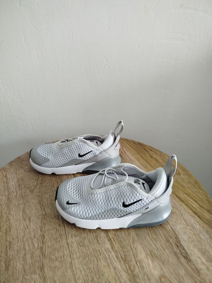 Baskets Nike T 26 - photo numéro 3