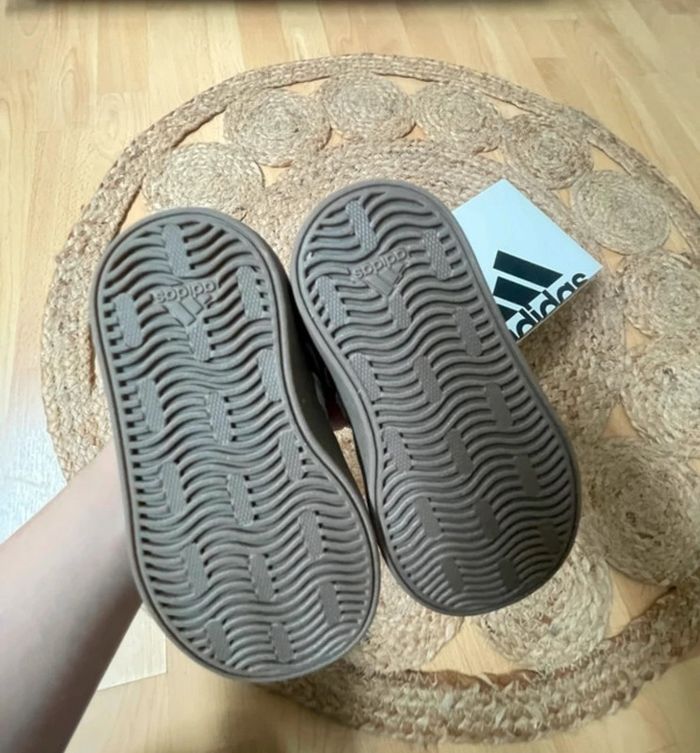 Basket adidas - photo numéro 4
