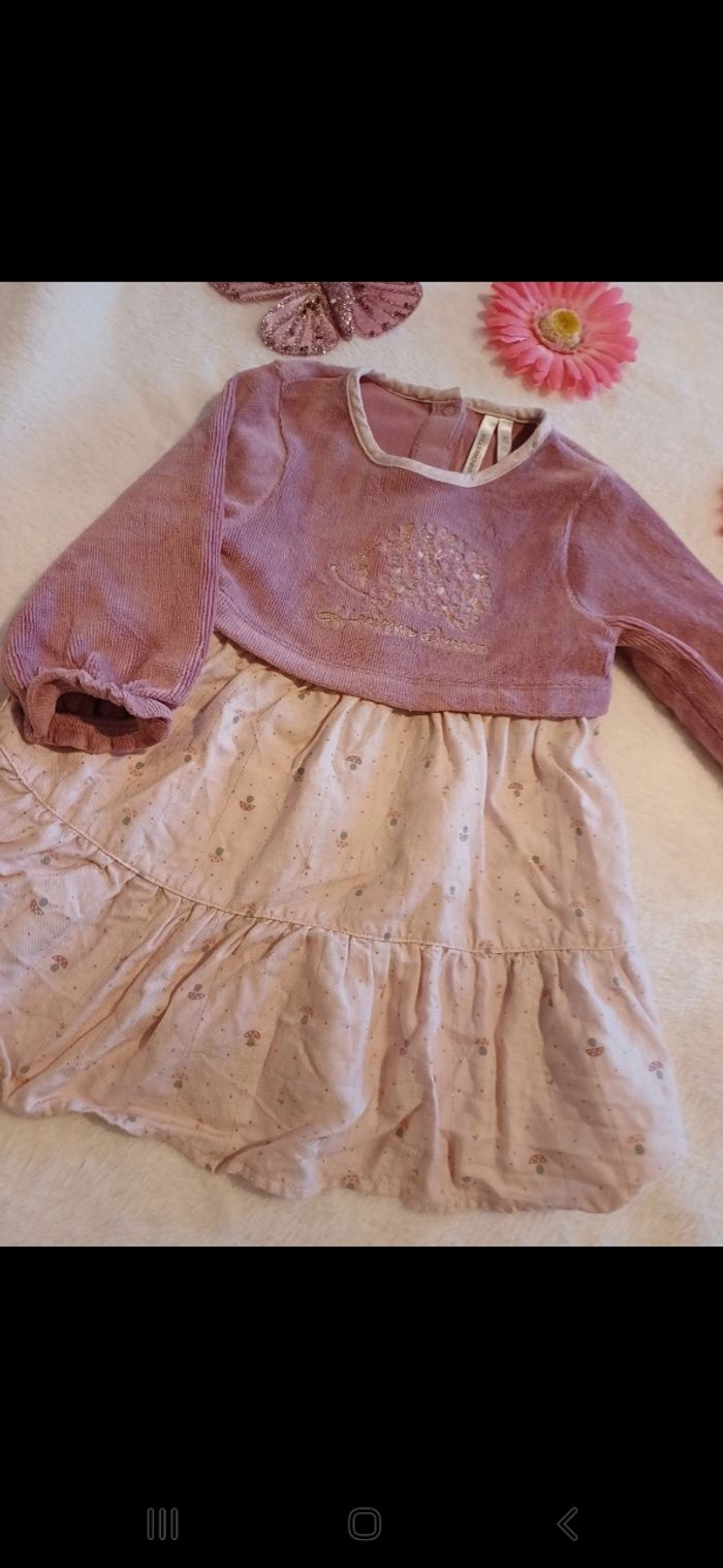 Robe bébé taille 9 mois