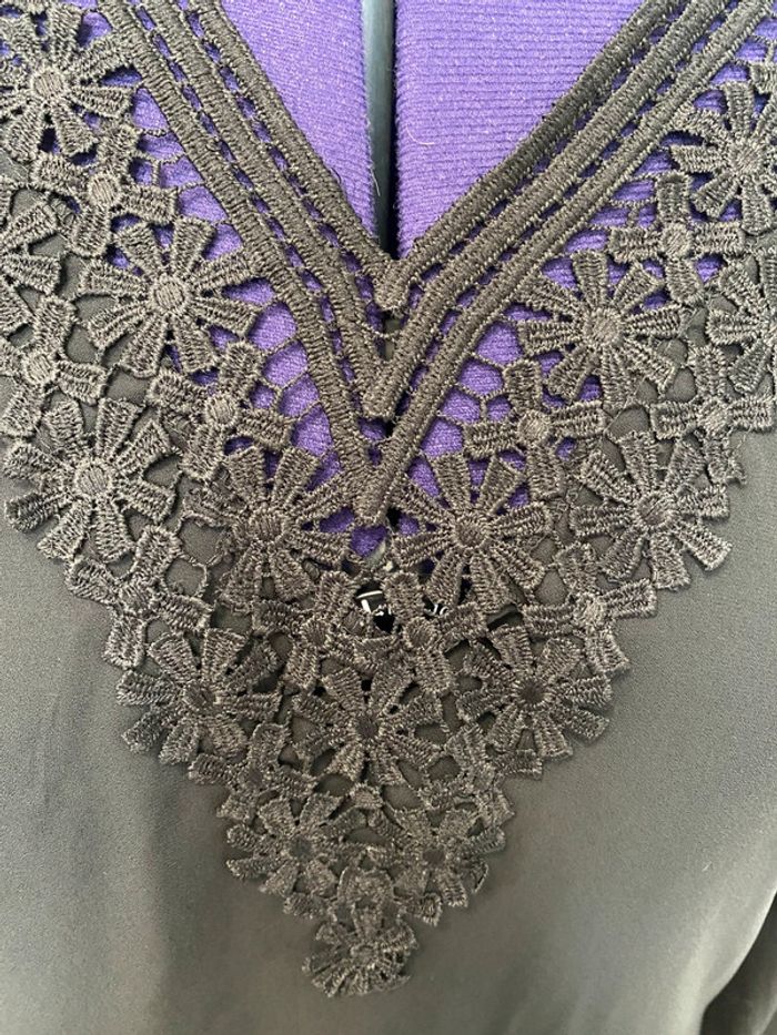Blouse légère noire manches longues dentelle col et poignets Unika L - photo numéro 2