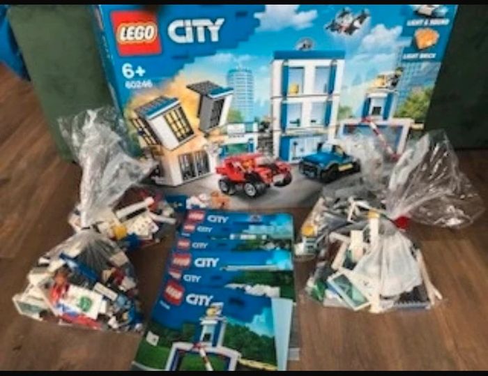 Lego Comissariat de Police - photo numéro 5