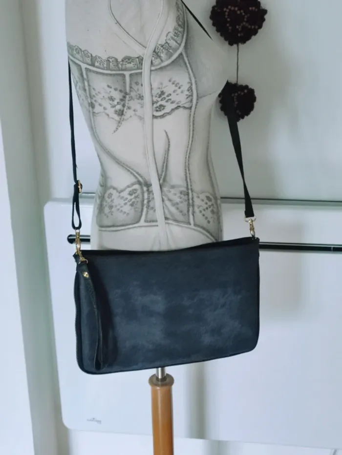 💋 magnifique sac tout cuir vintage 👜