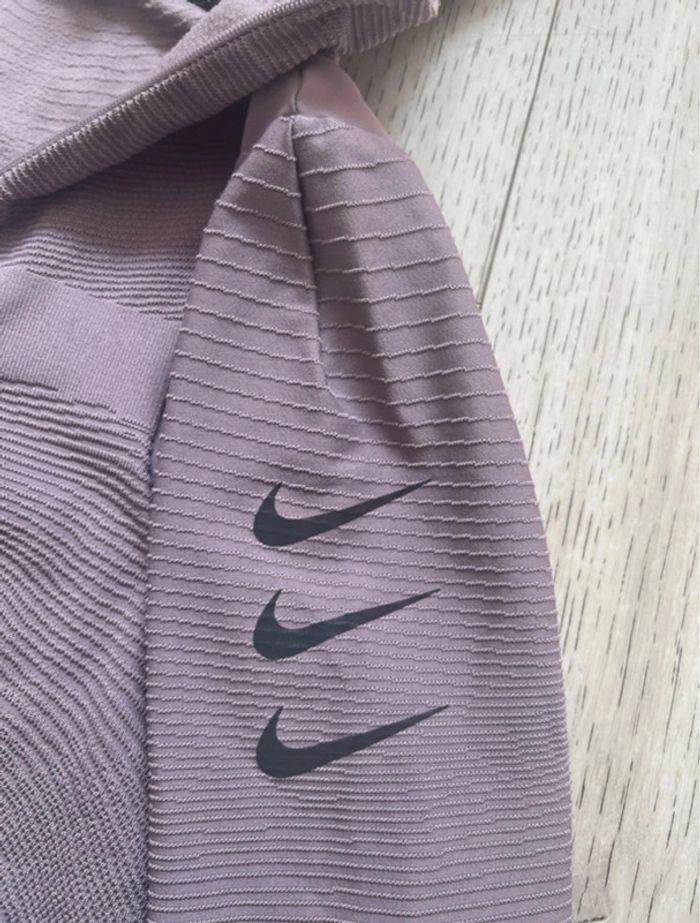 Haut Nike running division - photo numéro 3