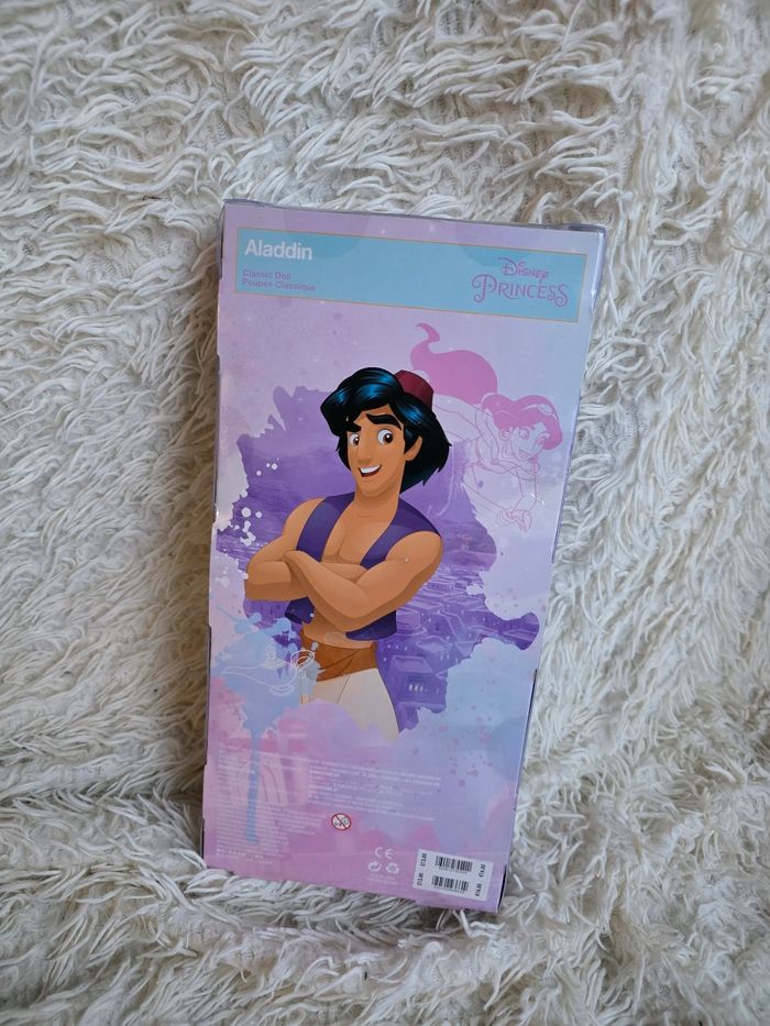 Barbie disney / poupée prince Aladdin disney store - disneyland paris - photo numéro 2