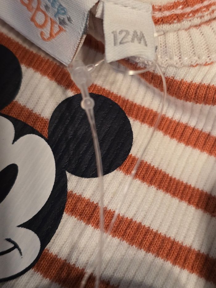 NEUF (non portés)🏷💙 🤩😍superbe ensemble mickey : salopette et teeshirt mc 12 mois garçon💙 - photo numéro 7