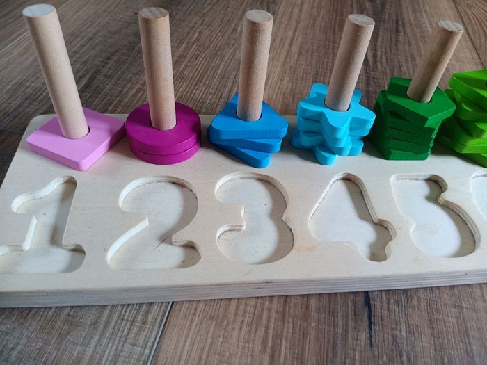 Jeu de découverte des formes et chiffres en bois - Playtive - photo numéro 7