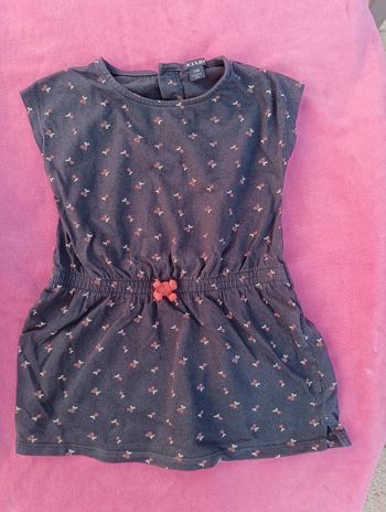 Robe taille 2 ans en très bon état