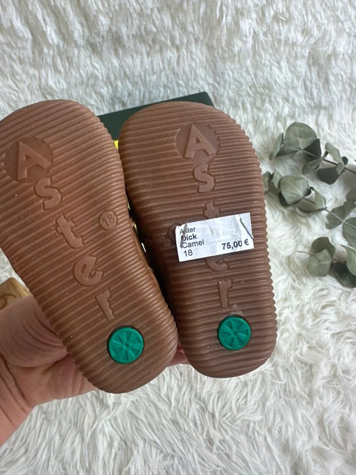 Paire de sandales Aster taille 18 - photo numéro 4