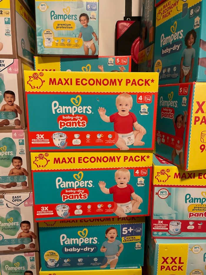 Pampers couche taille 4
