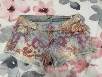 Short taille basse