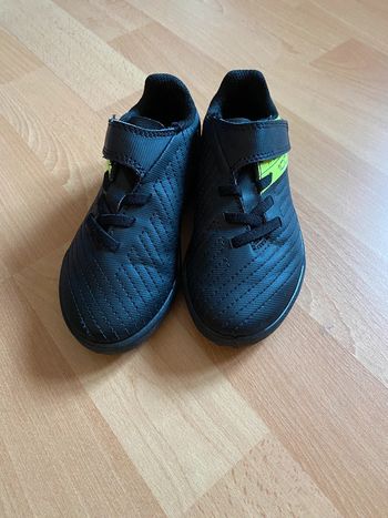 Chaussures de foot Kipsta Taille 26
