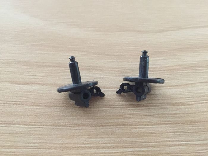 Support axe avant x2 pièce détachée Ferrari testarossa 1984 miniature 1/18 1/18e 1/18eme burago #A47 - photo numéro 2