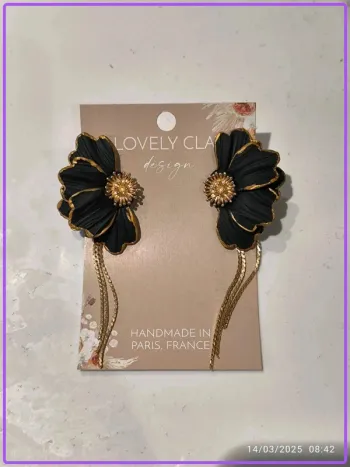 Boucles d'oreilles Fleur Noir