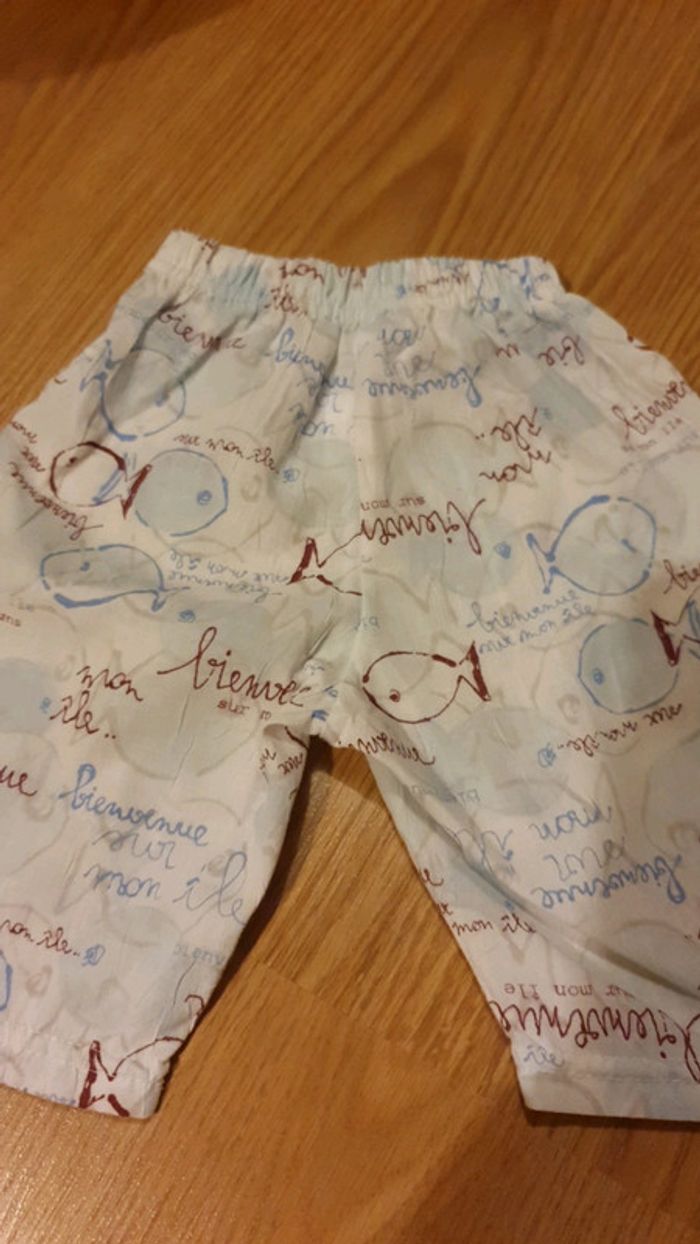 2 shorts légers 18 mois - photo numéro 4