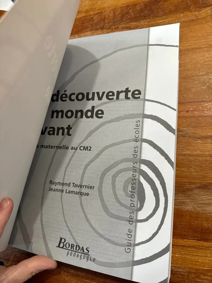 Livre la découverte du monde vivant - photo numéro 4