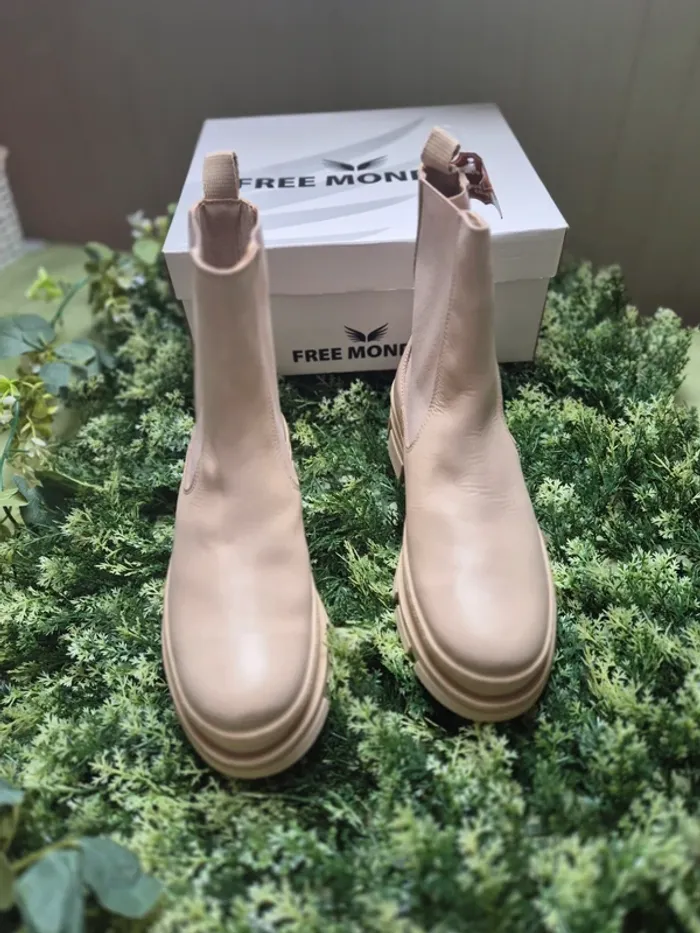 Bottines beiges tendances pointure 39 Free monday - photo numéro 8