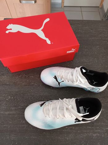 Chaussures crampons foot de fille