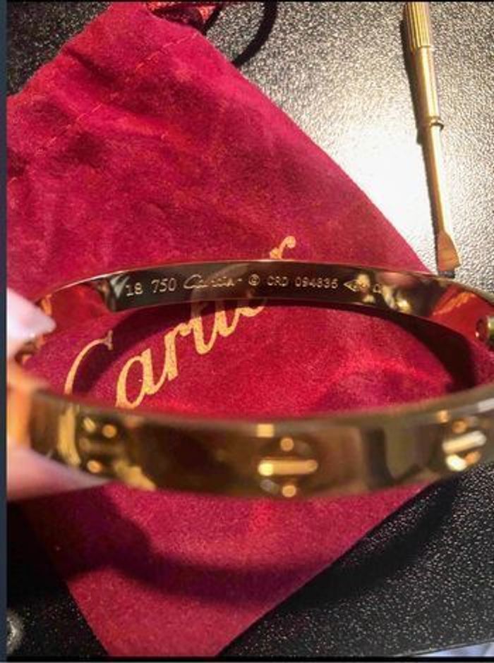Bracelet Cartier Love plaqué or jaune - photo numéro 4