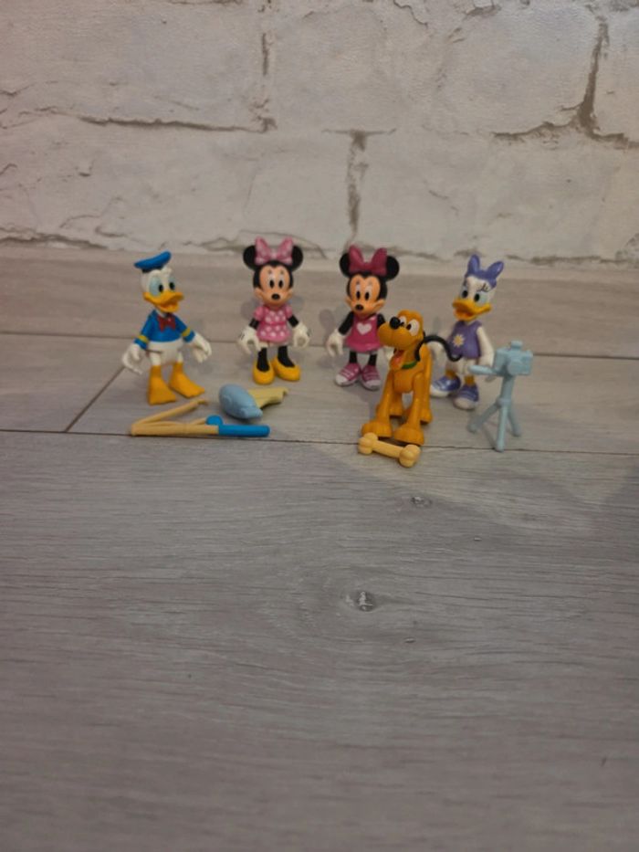 Lot figurines minnie et ses amis