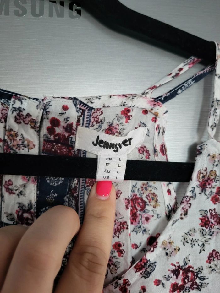 Debardeur fleuri - photo numéro 2