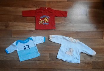 Lot de 3 t shirts longues manches 1 mois