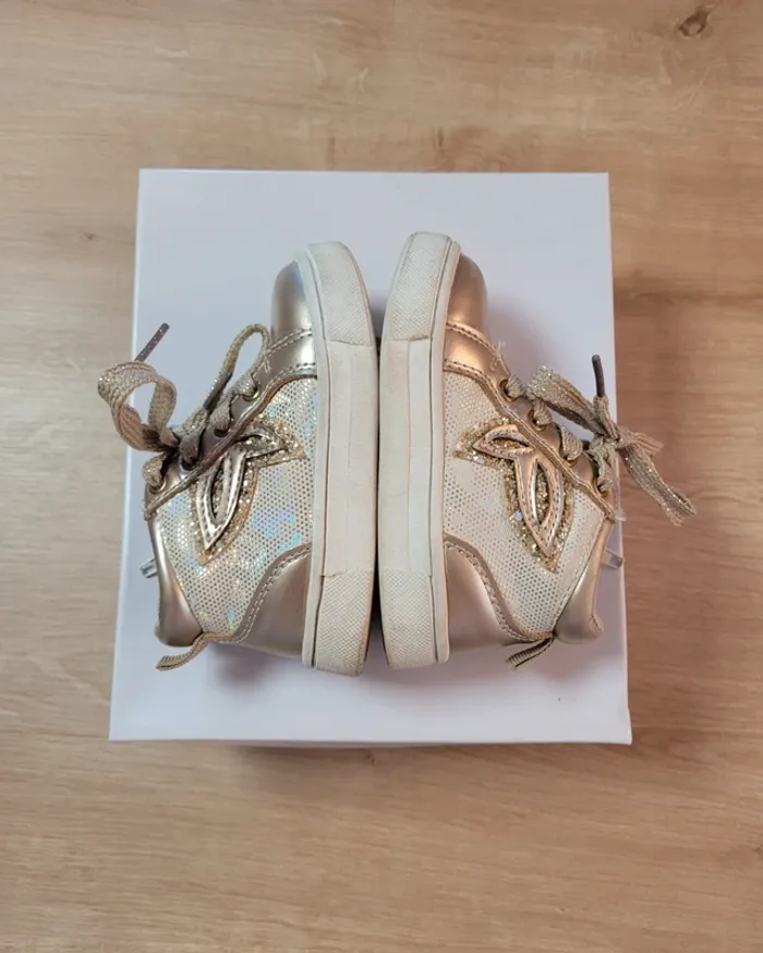 Baskets montantes dorées fille taille 21 - photo numéro 7