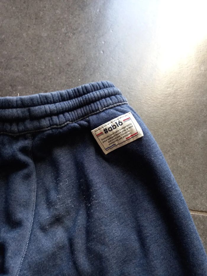 Blouson/gilet zippé à capuche en excellent état + pantalon offert - photo numéro 13