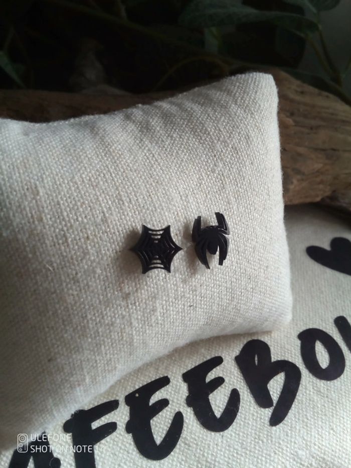 Boucles d'oreilles araignée et toile d'araignée - photo numéro 2